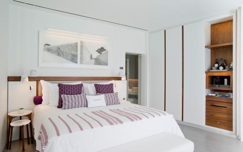 Grace Hotel Santorini, Auberge Resorts Collection-Deluxe Room_10911